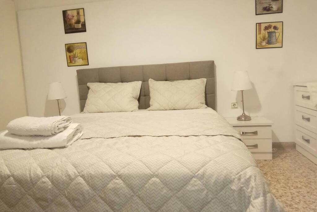 Central Town House 60M2**** Pireo Esterno foto