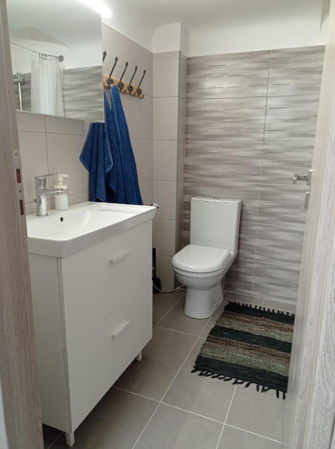 Central Town House 60M2**** Pireo Esterno foto